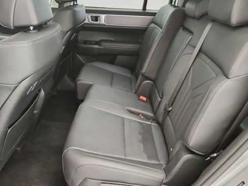 Used 2026 Hyundai Santa Fe SEL AWD/4WD image 24