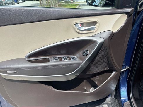 Used 2017 Hyundai Santa Fe Sport FWD image 29