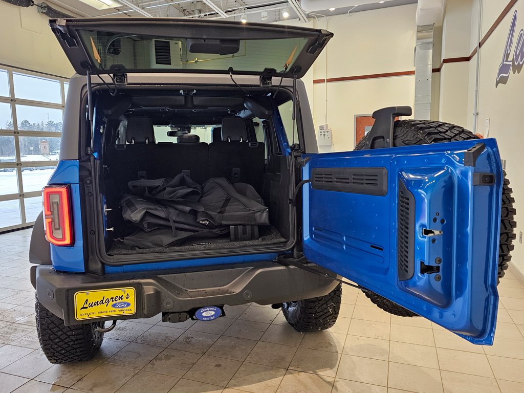 Used 2024 Ford Bronco Big Bend w/ Sasquatch Package AWD/4WD image 4