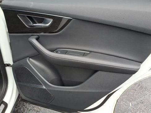 Used 2023 Audi Q7 3.0T Premium Plus image 14