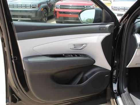 New 2026 Hyundai Tucson Limited AWD/4WD image 8
