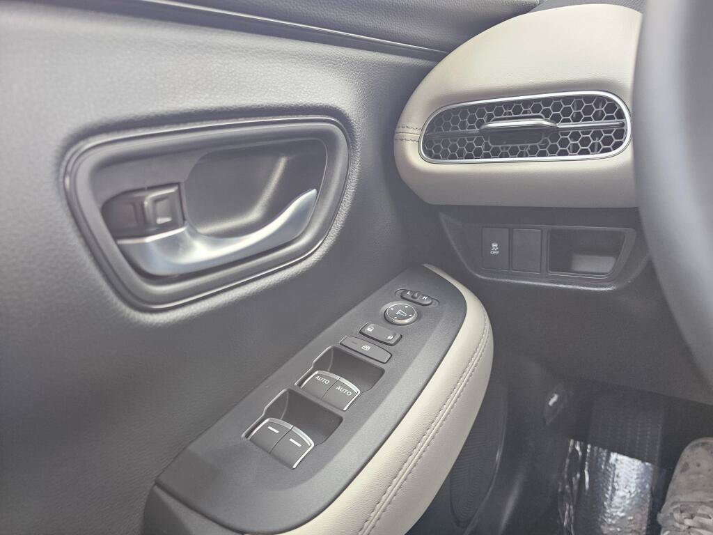 New 2027 Honda HR-V EX-L image 30