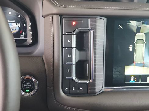 Certified 2023 GMC Yukon XL Denali AWD/4WD image 16
