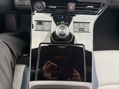 Used 2023 Subaru Solterra AWD image 35