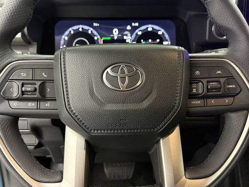 New 2026 Toyota 4Runner Limited AWD/4WD image 10