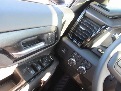 New 2026 GMC Sierra 1500 AT4X AWD/4WD image 24