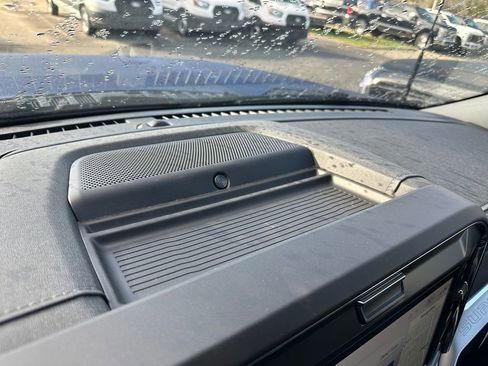 New 2026 Ford F250 Lariat w/ Lariat Ultimate Package image 70