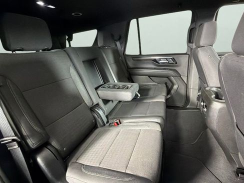 Certified 2025 Chevrolet Tahoe LS RWD image 34