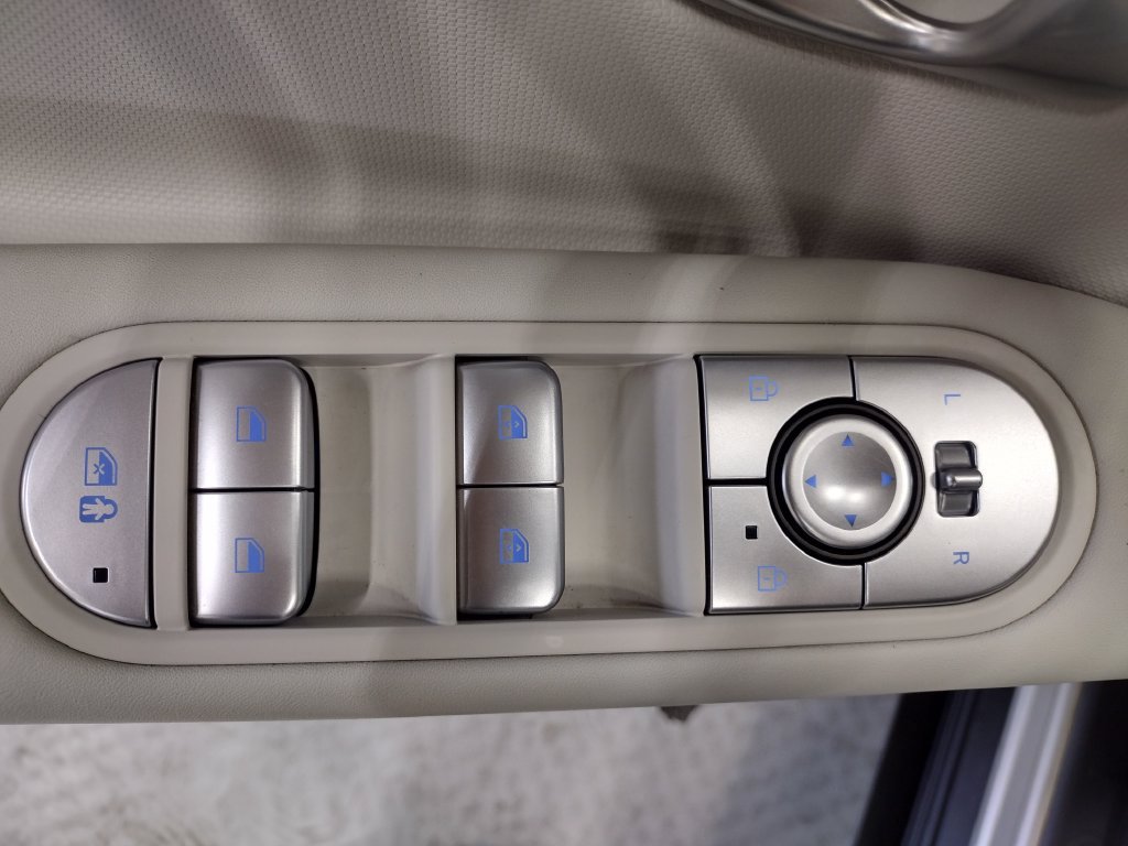Certified 2024 Hyundai Ioniq 5 SEL AWD/4WD image 20