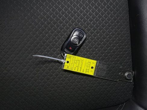 Used 2022 Buick Encore Preferred w/ Safety Package image 35