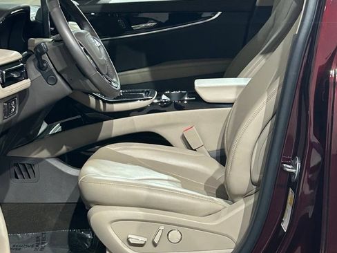 Used 2023 Lincoln Nautilus Reserve AWD/4WD image 34