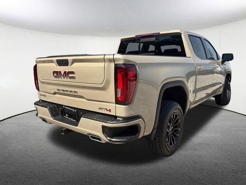 Used 2022 GMC Sierra 1500 AT4 w/ AT4 Preferred Package AWD/4WD image 13