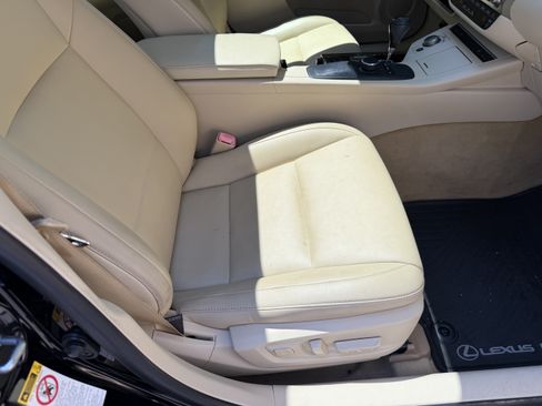 Used 2013 Lexus ES 350 w/ Premium Pkg FWD image 46