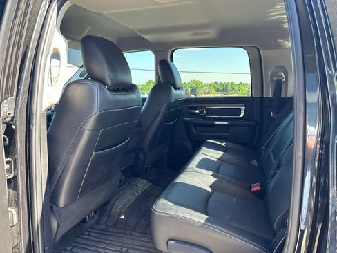 Used 2018 RAM 2500 Laramie w/ Sport Appearance Group AWD/4WD image 8