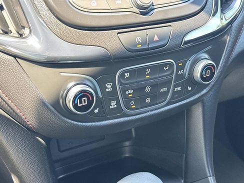 Used 2023 Chevrolet Equinox RS FWD image 29