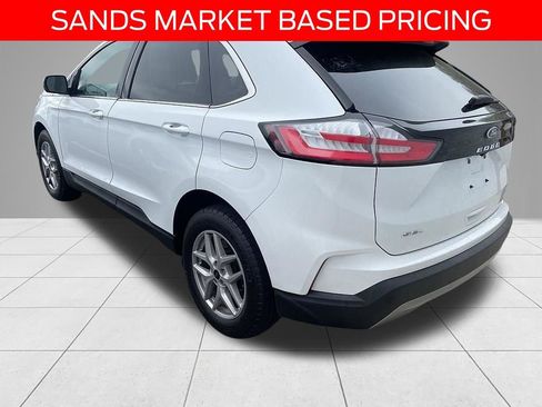 Used 2023 Ford Edge SEL w/ Convenience Package image 5