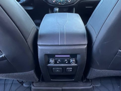 Used 2021 Chevrolet Traverse High Country AWD/4WD image 25