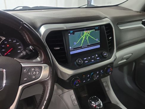 Used 2018 GMC Acadia SLT FWD image 11