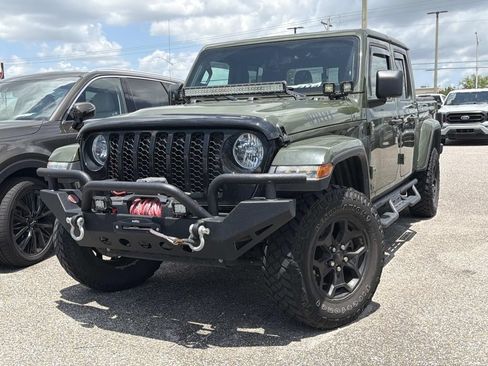 Used 2022 Jeep Gladiator Sport AWD/4WD image 1