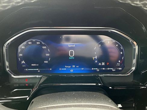 Used 2026 Chevrolet Silverado 1500 High Country w/ Technology Package image 9