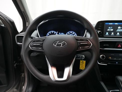 Used 2020 Hyundai Santa Fe SE AWD/4WD image 4