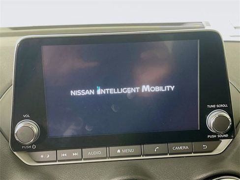 New 2025 Nissan Sentra SV image 9