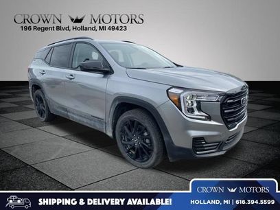 Used 2024 GMC Terrain SLE w/ Driver Convenience Package