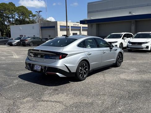 Used 2025 Hyundai Sonata SEL image 5