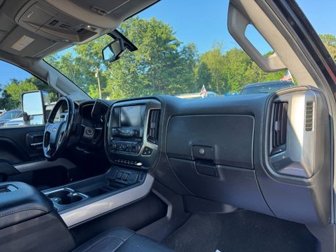 Used 2016 Chevrolet Silverado 2500 LTZ w/ LTZ Plus Package AWD/4WD image 19
