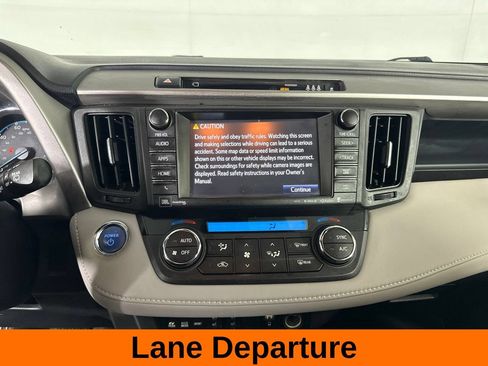 Used 2017 Toyota RAV4 Limited AWD/4WD image 16