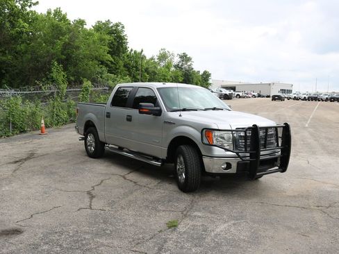 Used 2014 Ford F150 XLT w/ Equipment Group 302A Luxury image 7
