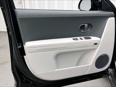 New 2026 Hyundai Ioniq 5 Limited image 11