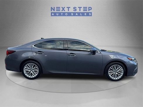 Used 2016 Lexus ES 350 image 9
