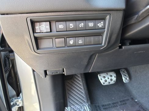 New 2026 Toyota Tundra Limited AWD/4WD image 16