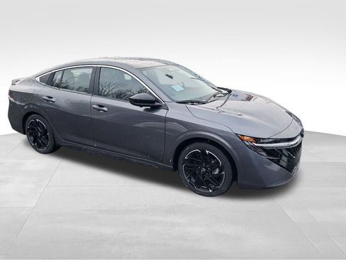 New 2026 Nissan Sentra SR w/ SR Premium Package FWD image 8