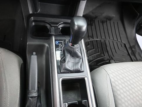 Used 2023 Toyota Tacoma SR5 w/ Technology Package AWD/4WD image 14