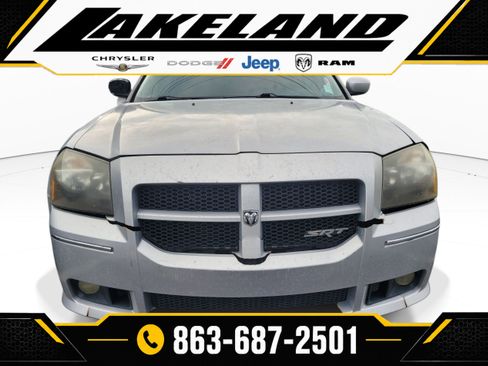 Used 2007 Dodge Magnum SRT8 w/ SRT Option Group I RWD image 2