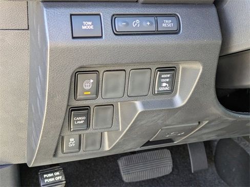 New 2026 Nissan Frontier SV image 15