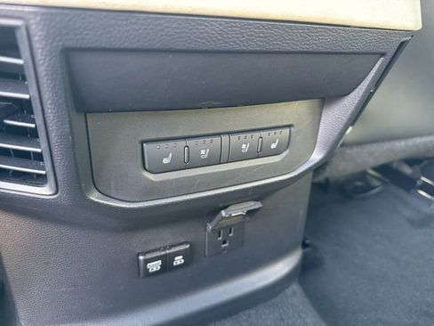 Used 2024 Toyota Tundra Capstone image 14