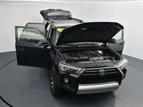 Used 2023 Toyota 4Runner TRD Off-Road Premium AWD/4WD image 44