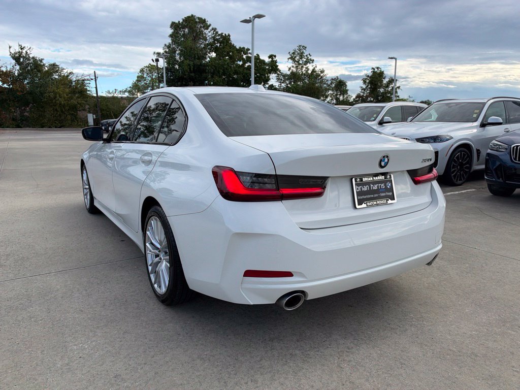 Certified 2023 BMW 330i Sedan RWD image 3