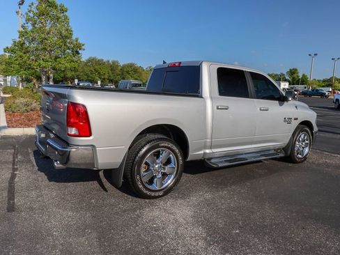 Used 2019 RAM 1500 Big Horn RWD image 10