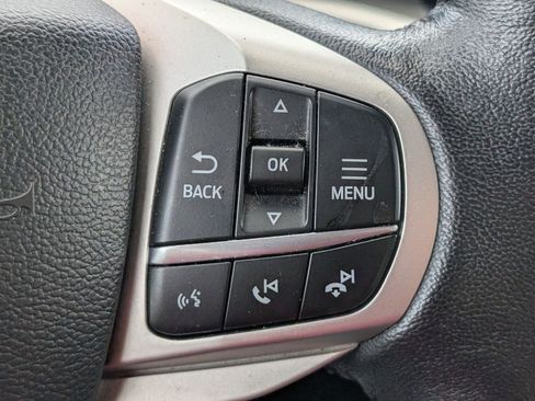 Used 2022 Ford Explorer XLT w/ Equipment Group 202A AWD/4WD image 27