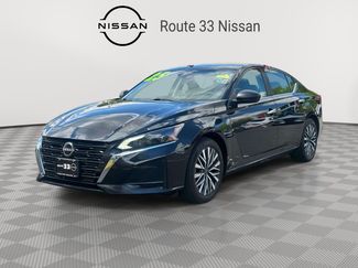 Used 2025 Nissan Altima 2.5 SV FWD video 2