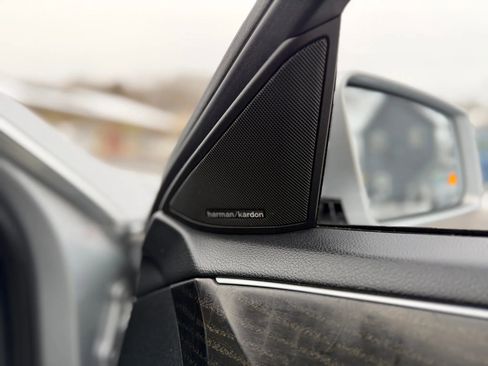 Used 2014 Mercedes-Benz E 350 4MATIC Wagon image 27