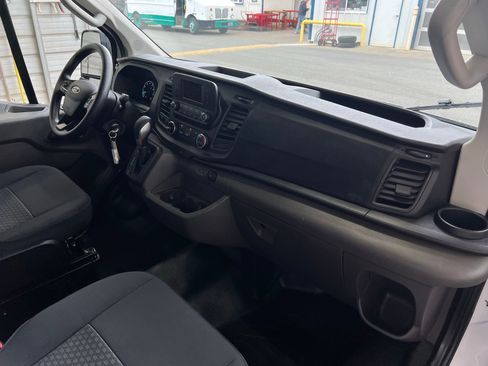 Used 2024 Ford Transit 250 Low Roof w/ Exterior Upgrade Package RWD image 6
