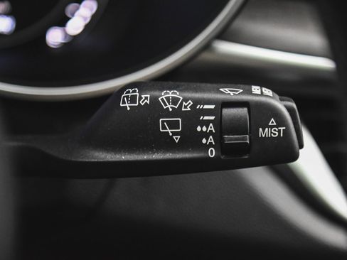 Used 2023 Alfa Romeo Stelvio Ti image 25