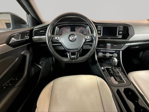 Used 2020 Volkswagen Jetta R-Line w/ R-Line Cold Weather Package FWD image 8