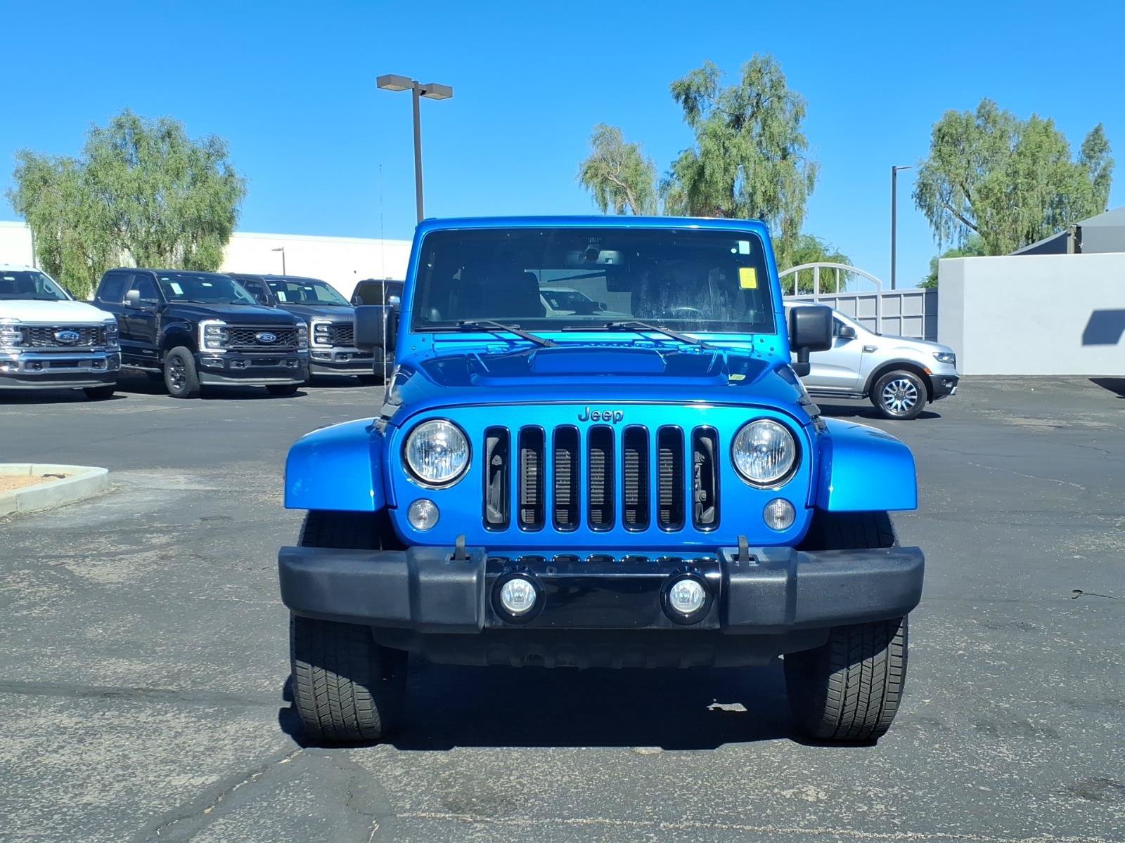 Used 2014 Jeep Wrangler Unlimited Sahara AWD/4WD image 2