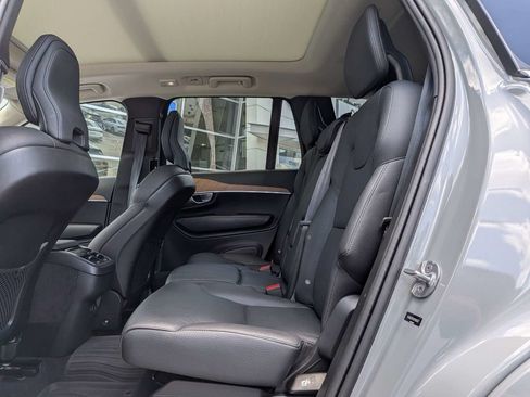Used 2024 Volvo XC90 B6 Plus AWD/4WD image 17